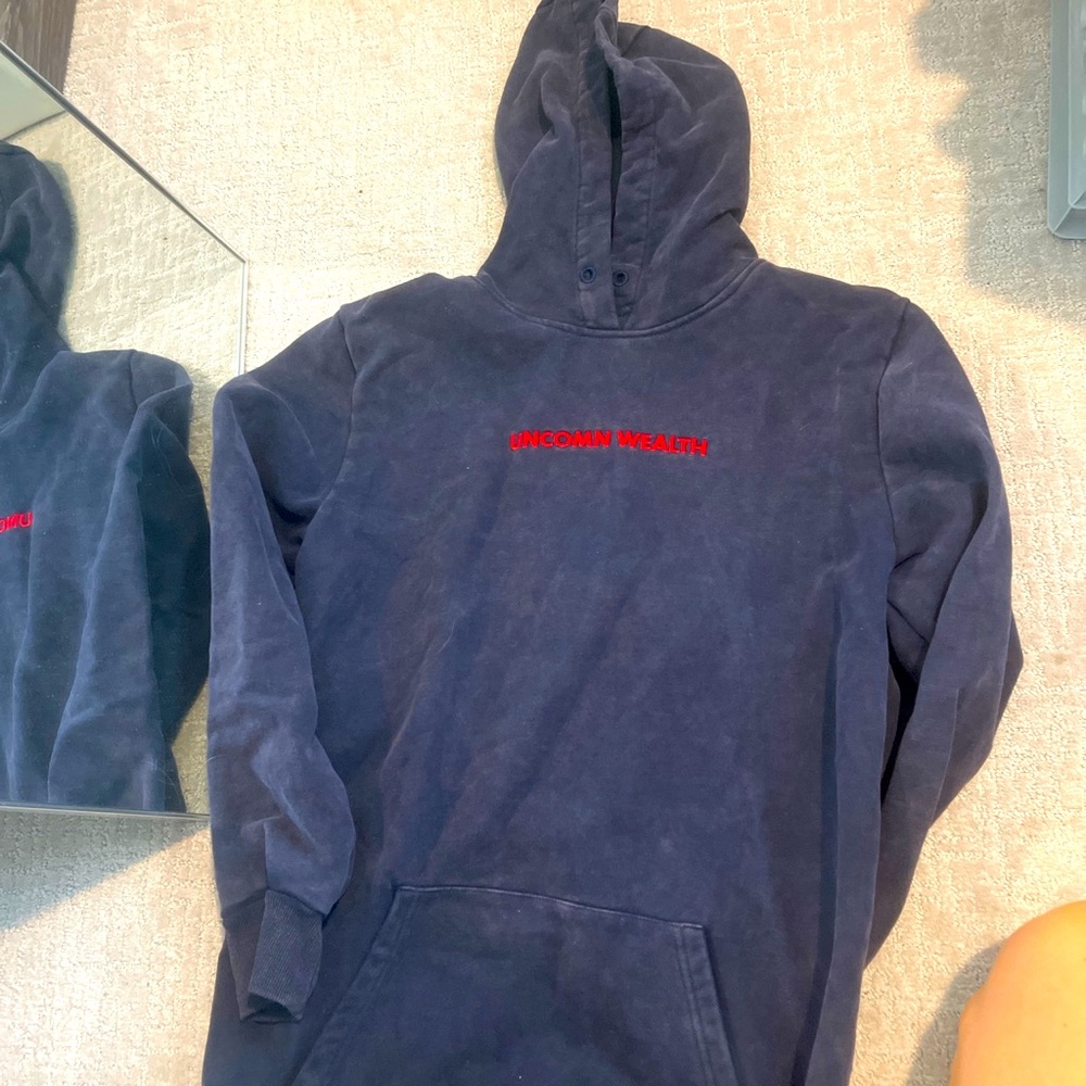 Uncomn wealth hoodie